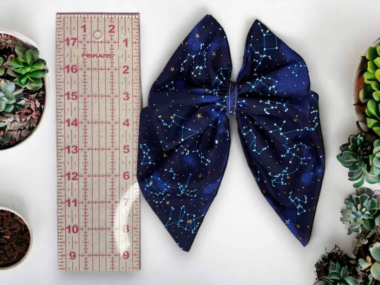 Bayou Friends Bow